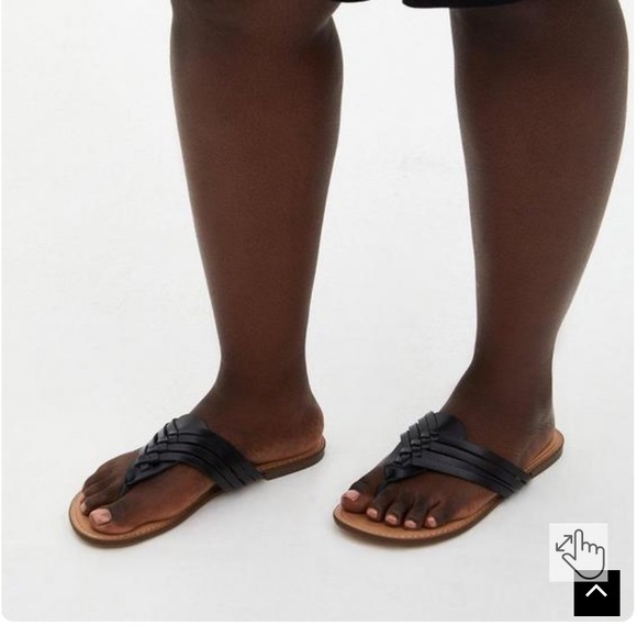 Torrid Braided Flip flops - Picture 4 of 8